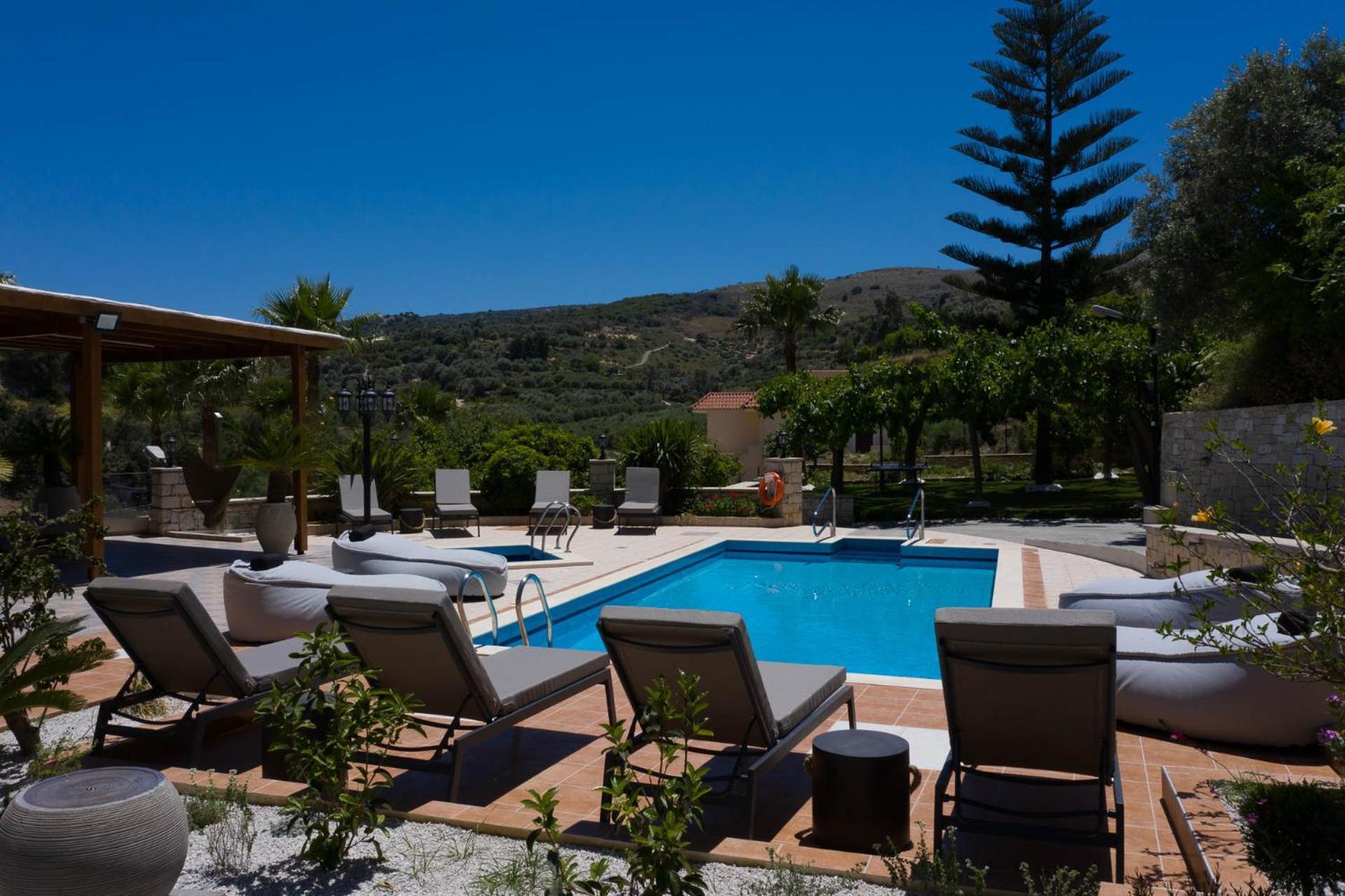 Kipo Paradiso Spa, Yoga & Gym Resort Kirianna 外观 照片